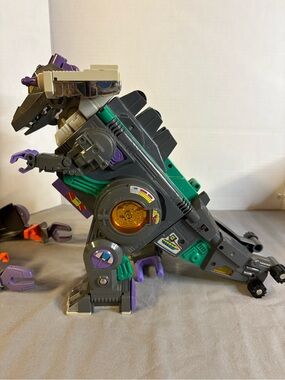 Vintage Transformer Trypticon Decepticon G1 Hasbto 1986